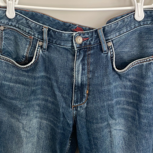 Tommy Bahama Medium-Dark Wash 5-pocket Jeans- 36/30 - Picture 6 of 15